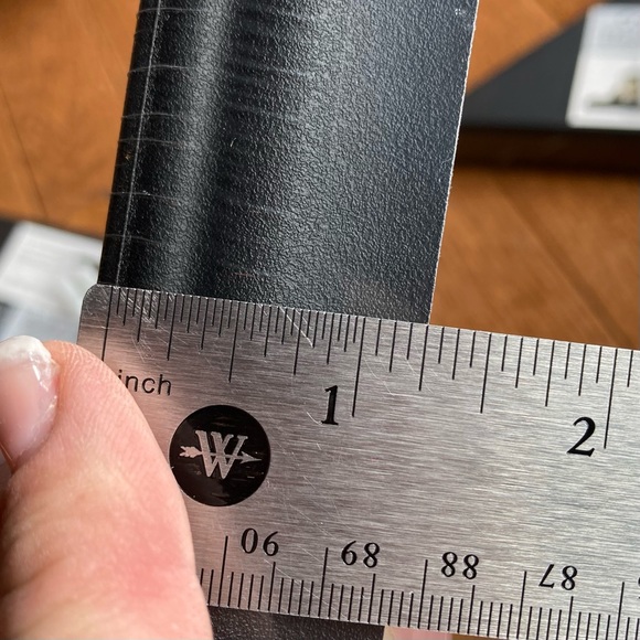 3 Corner Shelves Small Black Floating Wall Decor Shelf Plastic Holds 5 lbs 11x5” - Picture 10 of 15